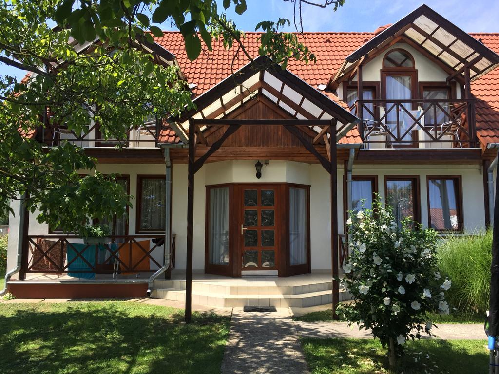 Tóth Vendégház Bük Extérieur photo